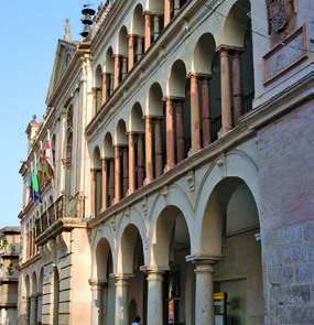 Monumento ayuntamiento de Andújar